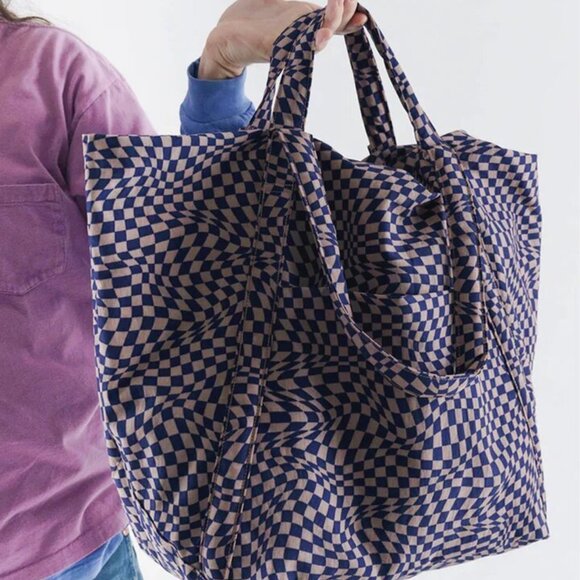 NWT Baggu Travel Cloud Bag - Indigo Trippy Checker - Picture 1 of 8